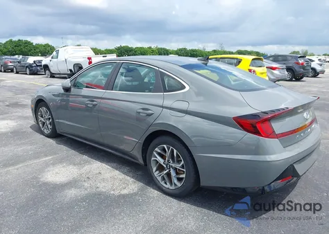 2021 Hyundai Sonata Sel z USA, uszkodzony, nr VIN 5NPEL4JA9MH070004